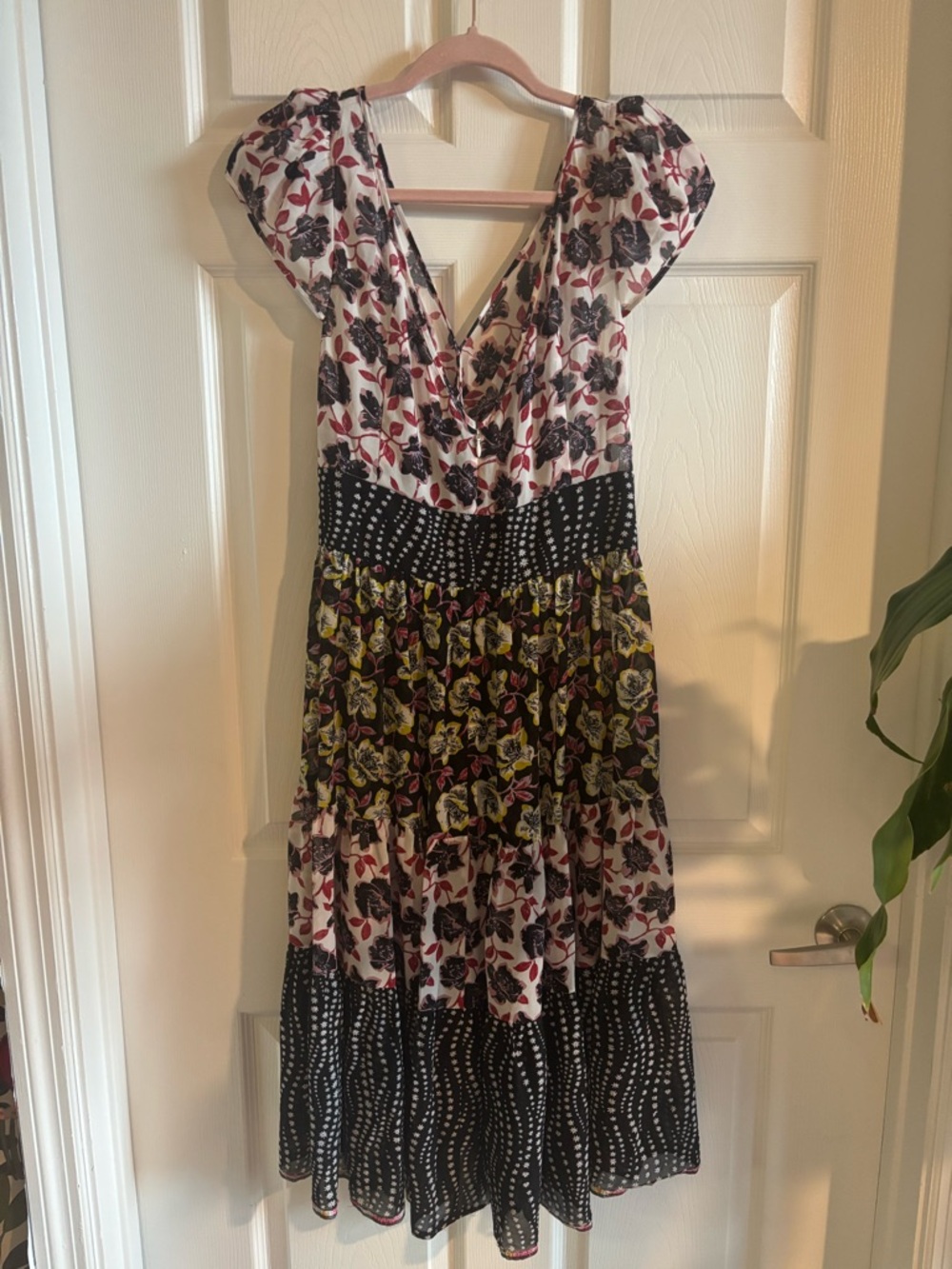 CINQUE A SEPT Manuela Printed Tiered Midi Dress Size 12 - Picture 3 of 4